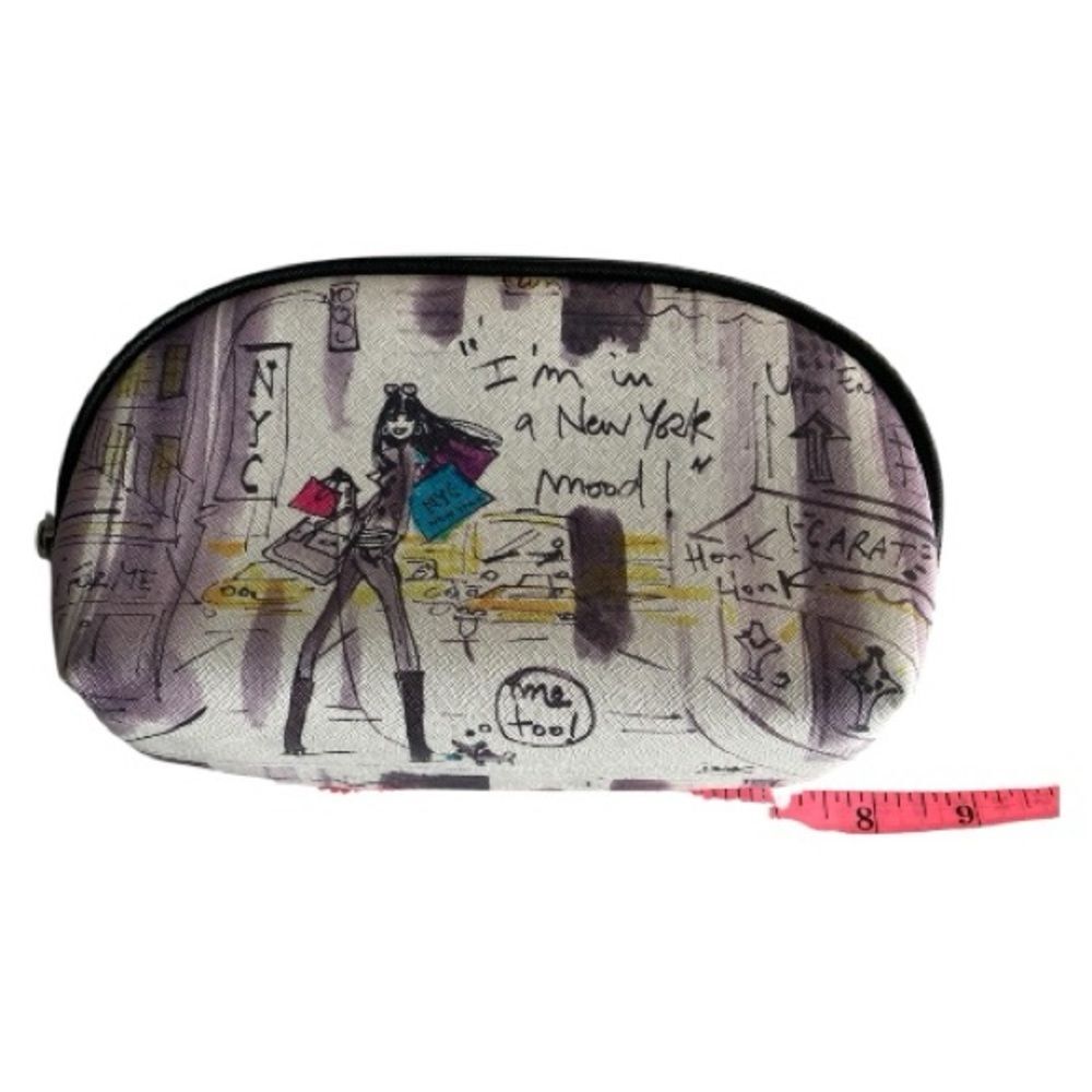 Izak “I'm in a New York Mood" Cosmetics Bag - Picture 3 of 11